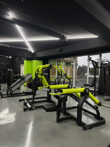 Matrix Fitness (Isani Branch)