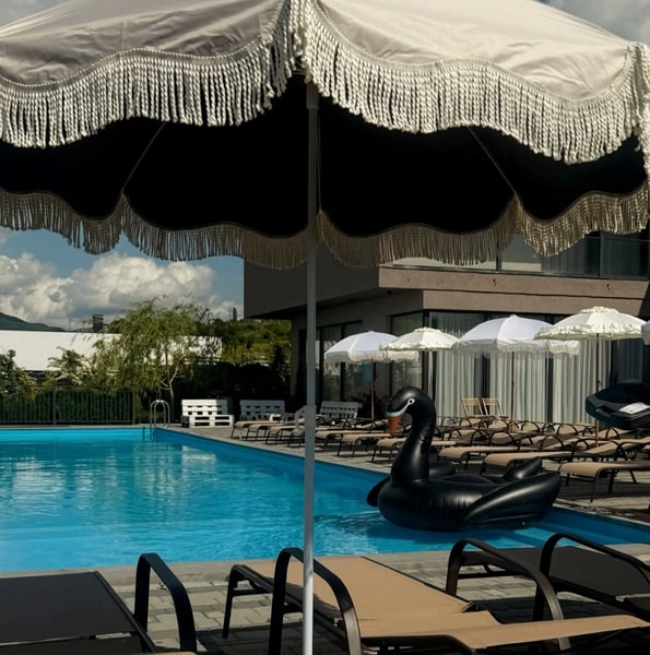 Sovini Pool House