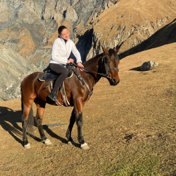 Horse tours Kazbegi (Georgia)